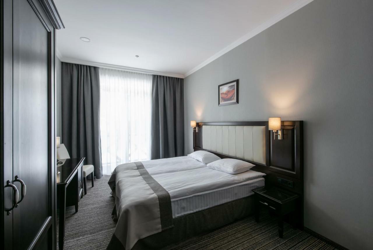 Optima Collection Park Hotel อิวาโน-ฟรานกิฟสเก ภายนอก รูปภาพ