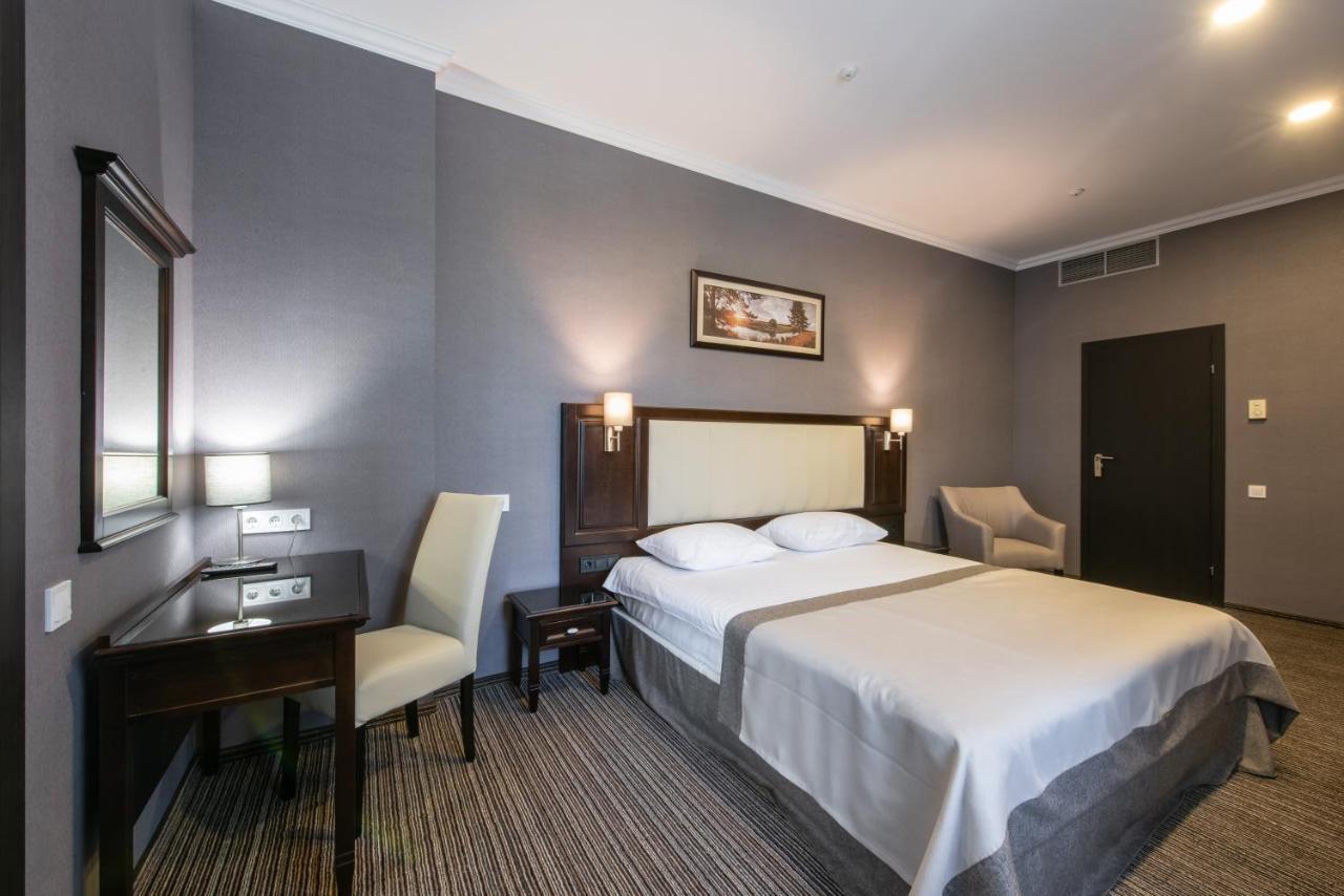 Optima Collection Park Hotel อิวาโน-ฟรานกิฟสเก ภายนอก รูปภาพ
