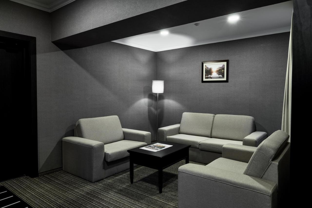 Optima Collection Park Hotel อิวาโน-ฟรานกิฟสเก ภายนอก รูปภาพ